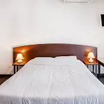 Aparthotel Foch 3*
