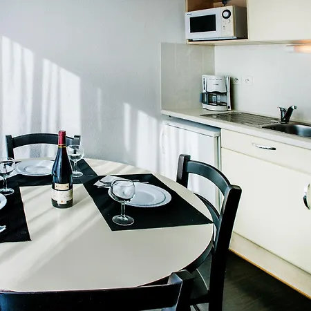 Foch Hotel apartamentowy Lourdes