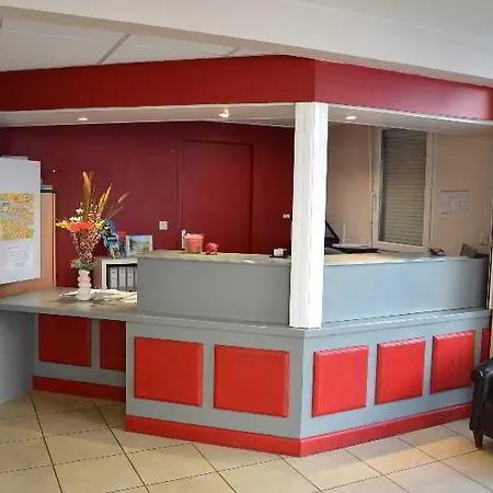 Hotel apartamentowy Foch 3*