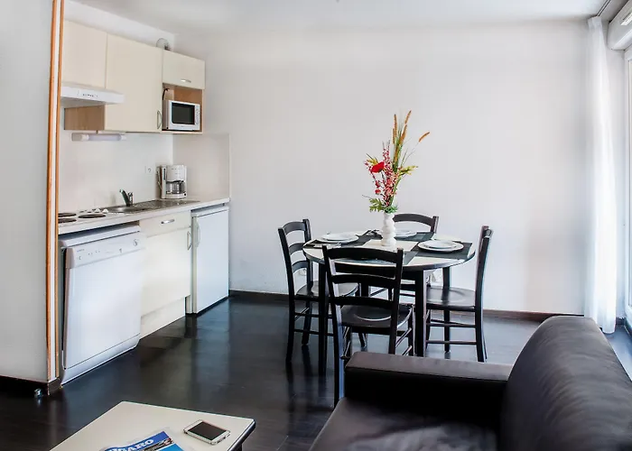 Apart-hotel Foch Lourdes